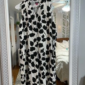 Vince Camuto black and white dress